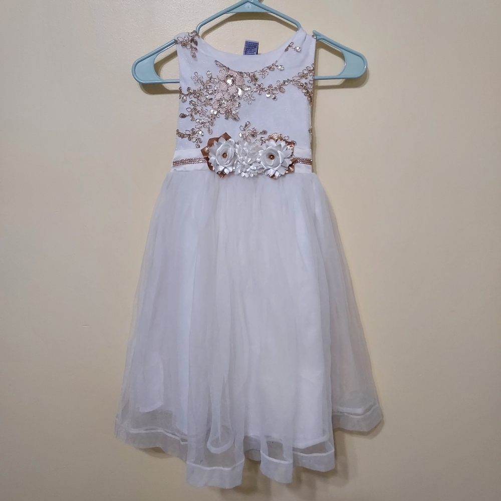 Adrik Formal Communion Flower girl White & Gold Sequined Party dress Medium